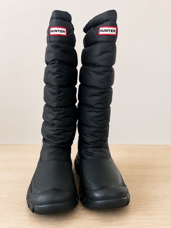 Hunter Shoes - Hunter Women’s Tall Insulated Puffer Snow Boots Black NWT